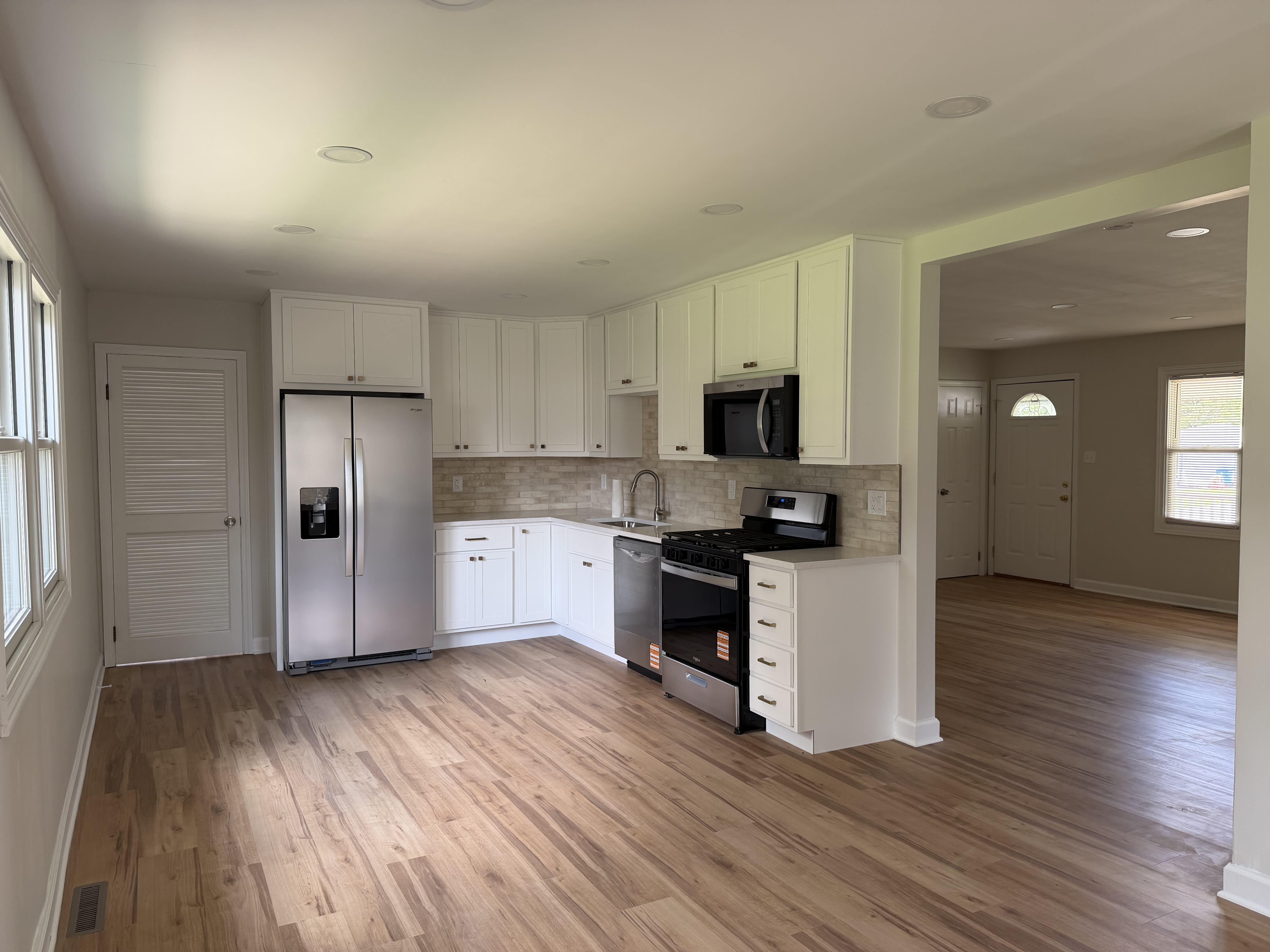 7830 Hanley Street – photo 3