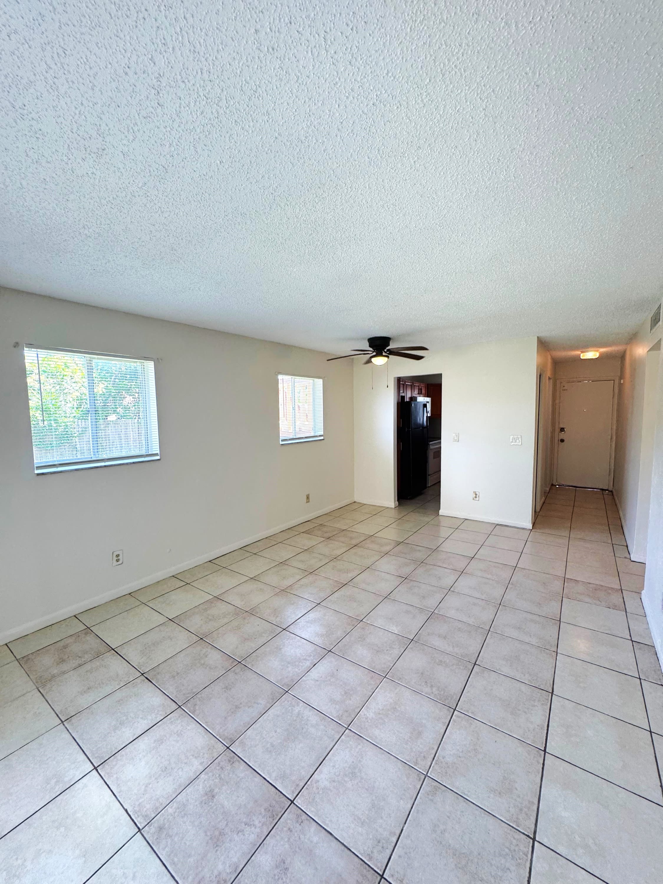 933 West Jasmine Drive – photo 3