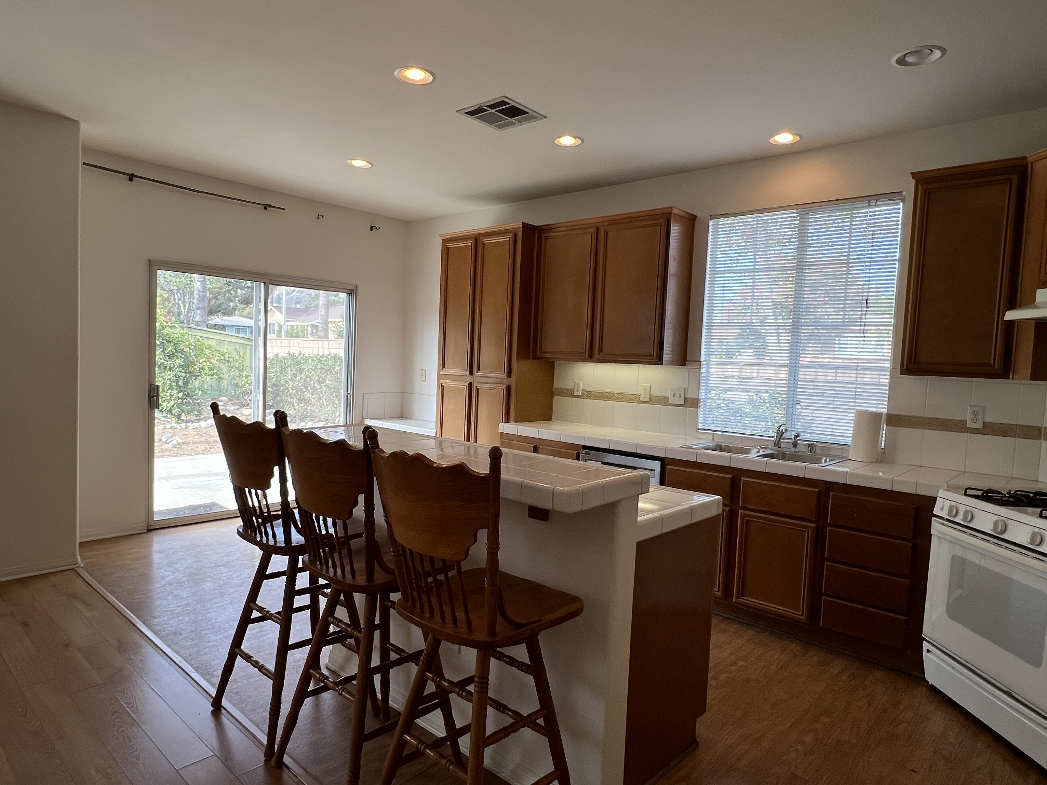 2427 Kellogg Court – photo 2