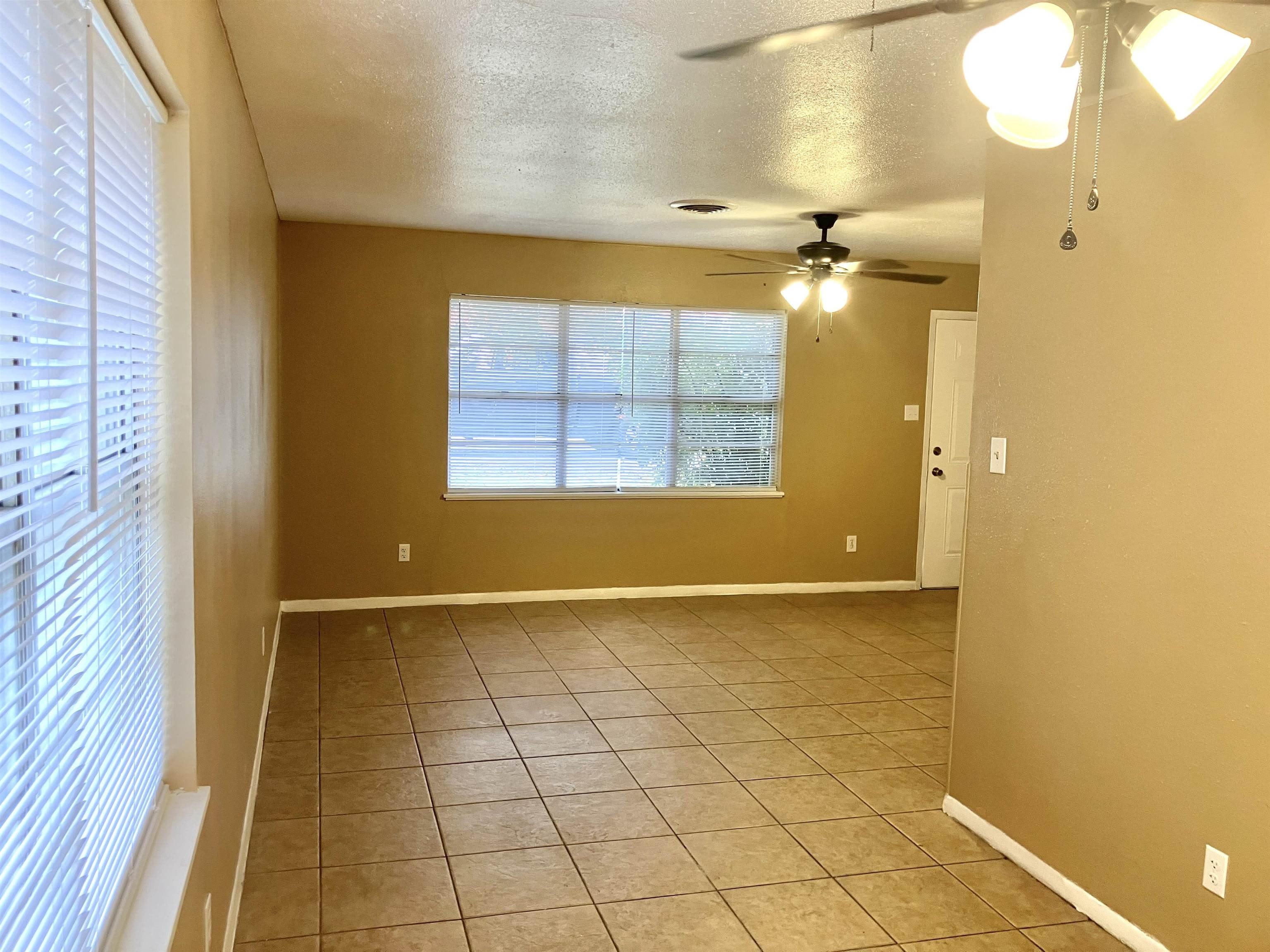 1112B Northwood – photo 4
