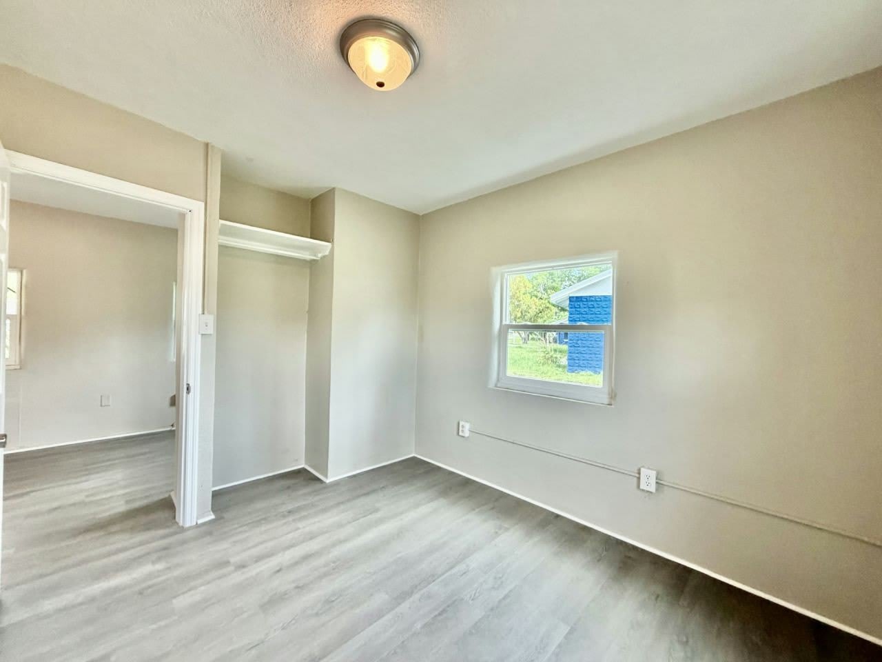 8 E Main St – photo 4
