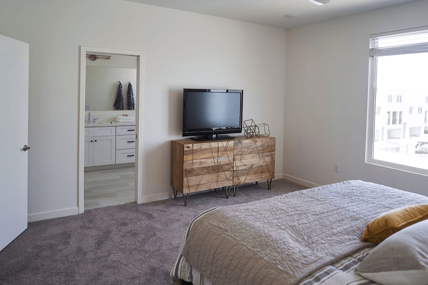 Novella At Biltmore Homes For Rent – photo 2