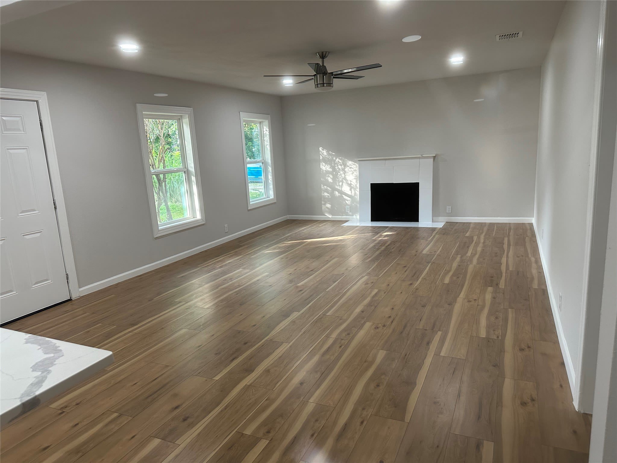 1008 Commerce Drive – photo 4