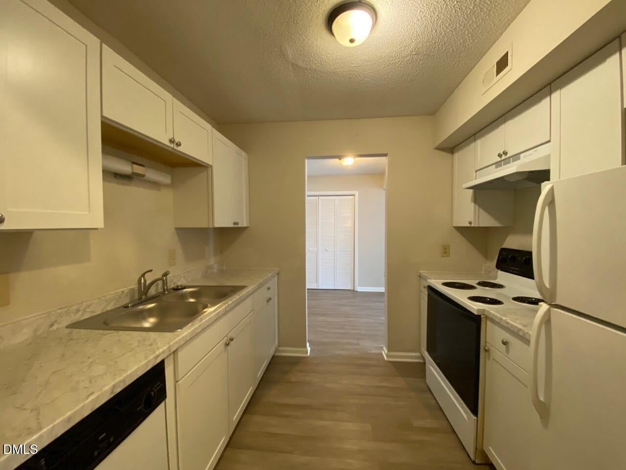 4205 Greencastle Court – photo 4