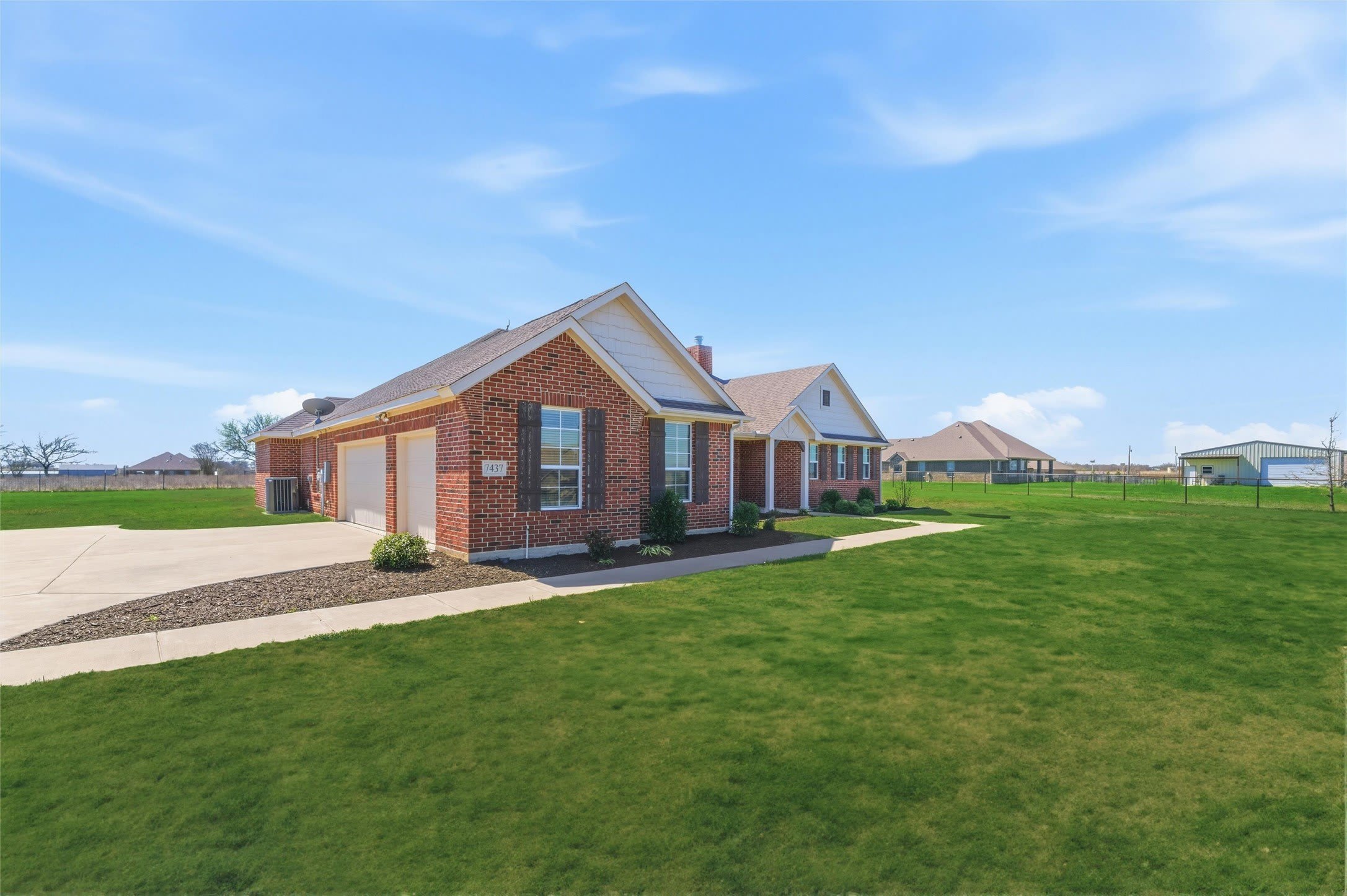 7437 Aniston Way – photo 2