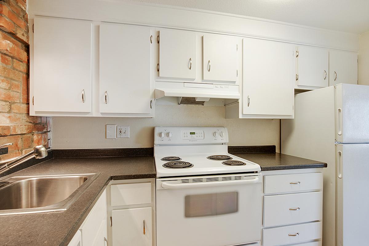 Logan Court – photo 3