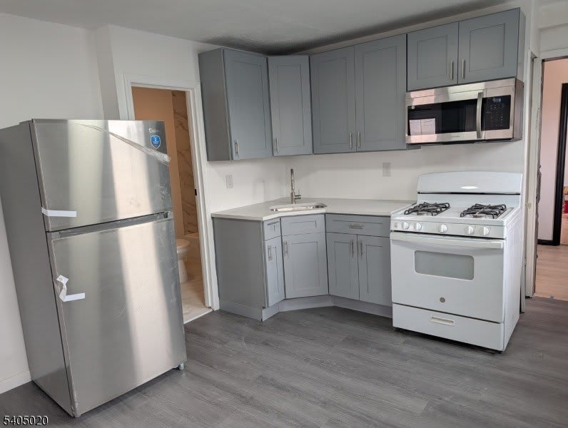 111 6Th St – photo 4