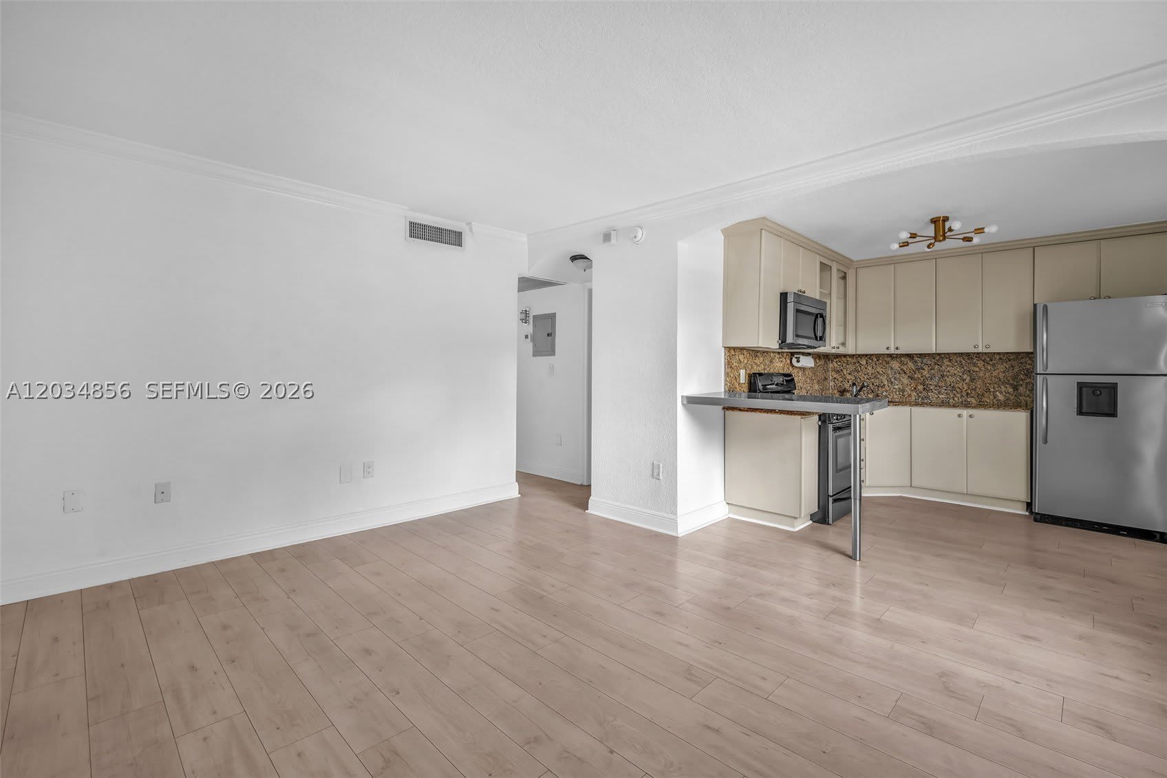 3245 Virginia St – photo 1