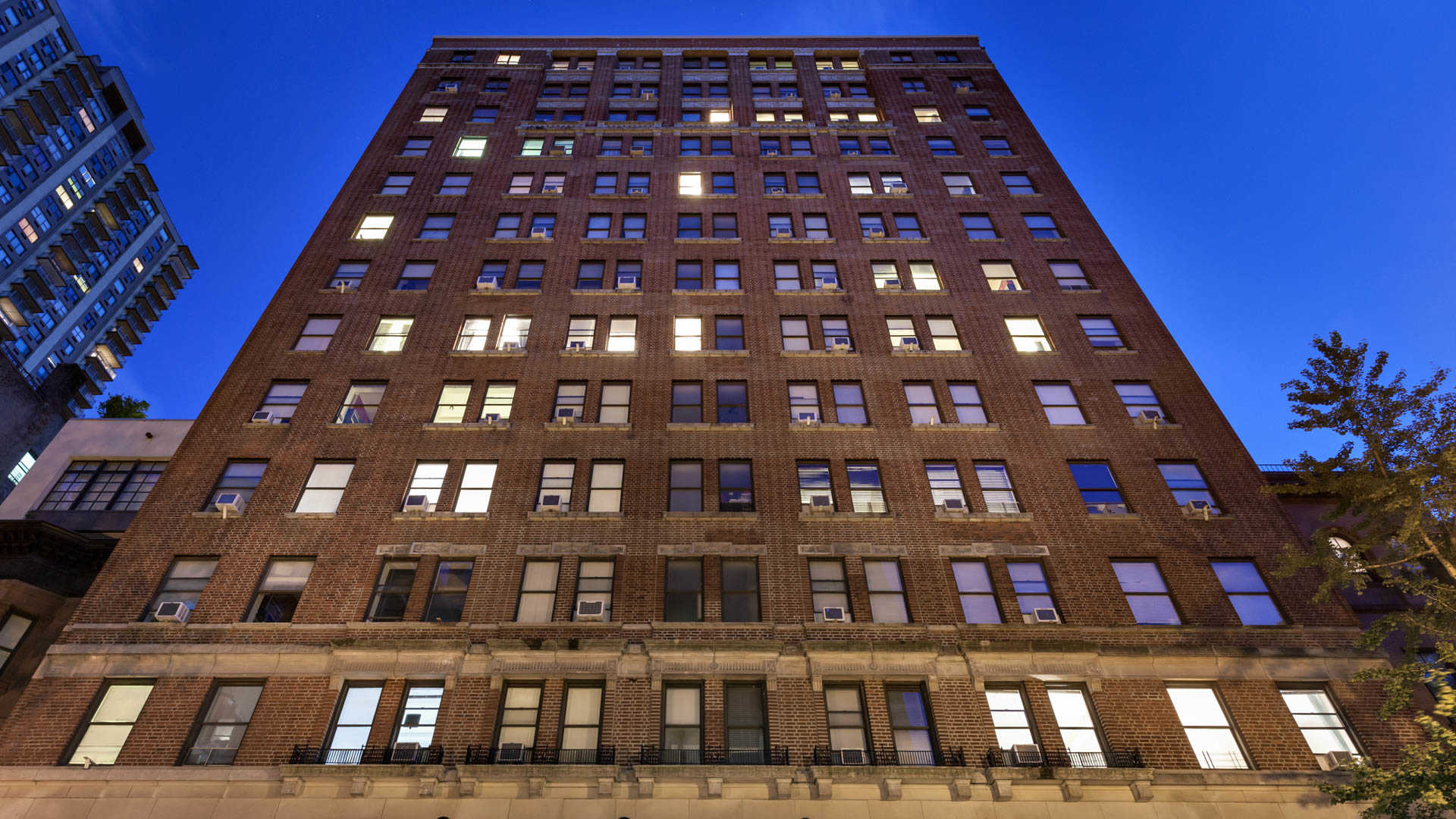 Parc Coliseum Apartments – photo 3