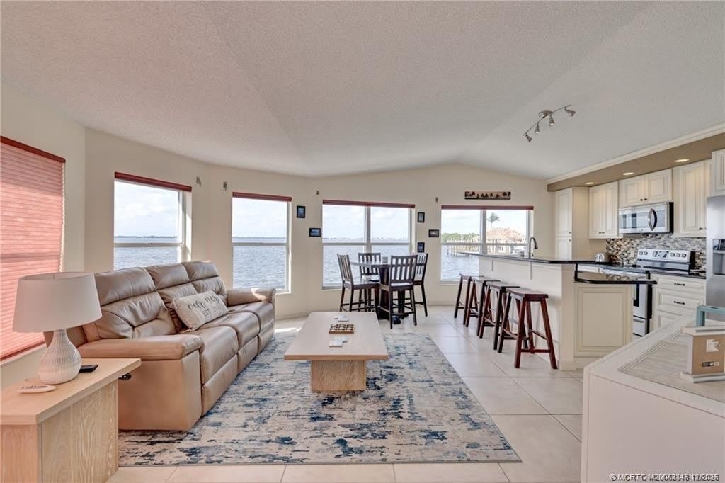 10701 S Ocean Drive – photo 5