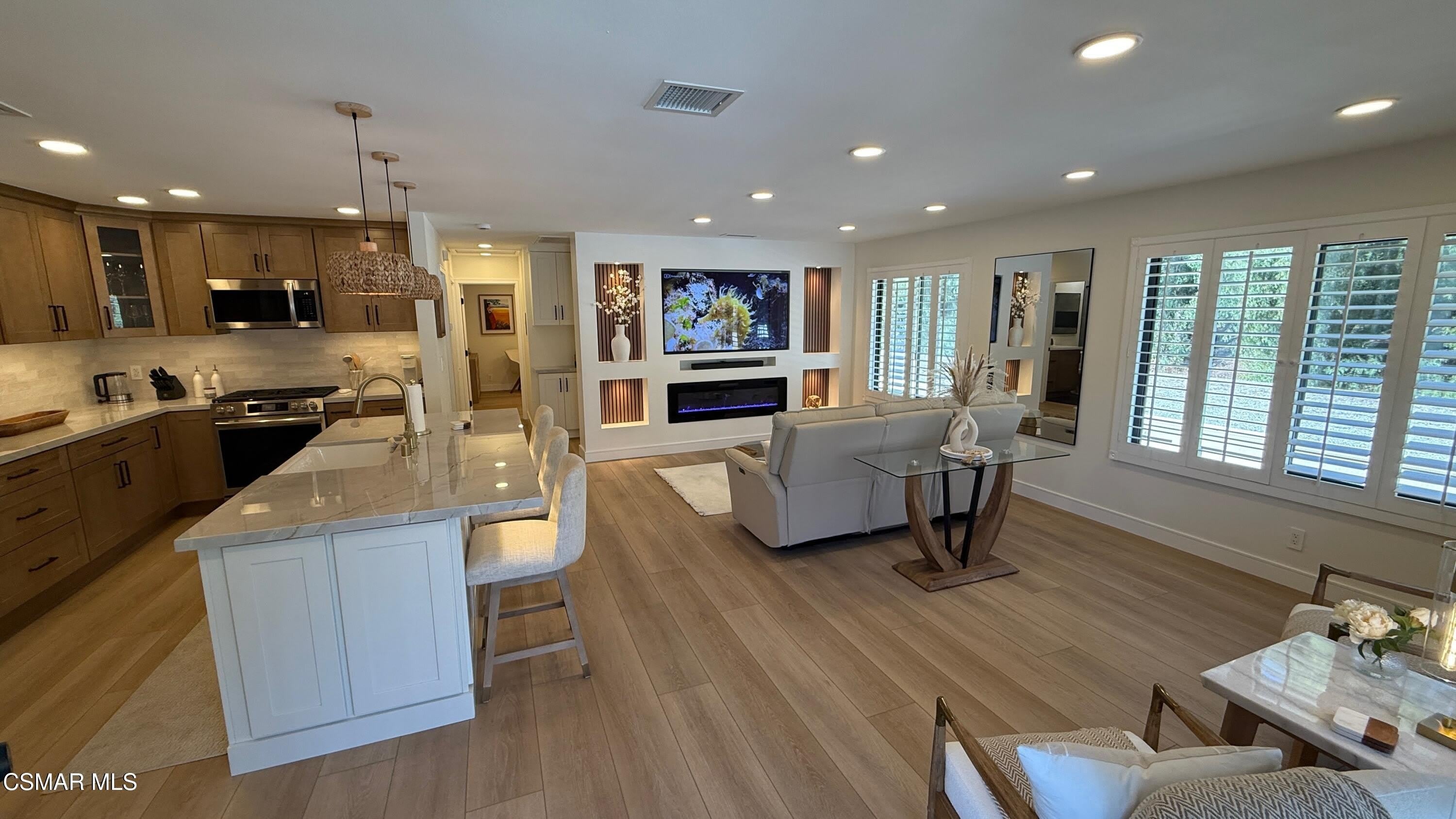 3439 Highwood Court – photo 1