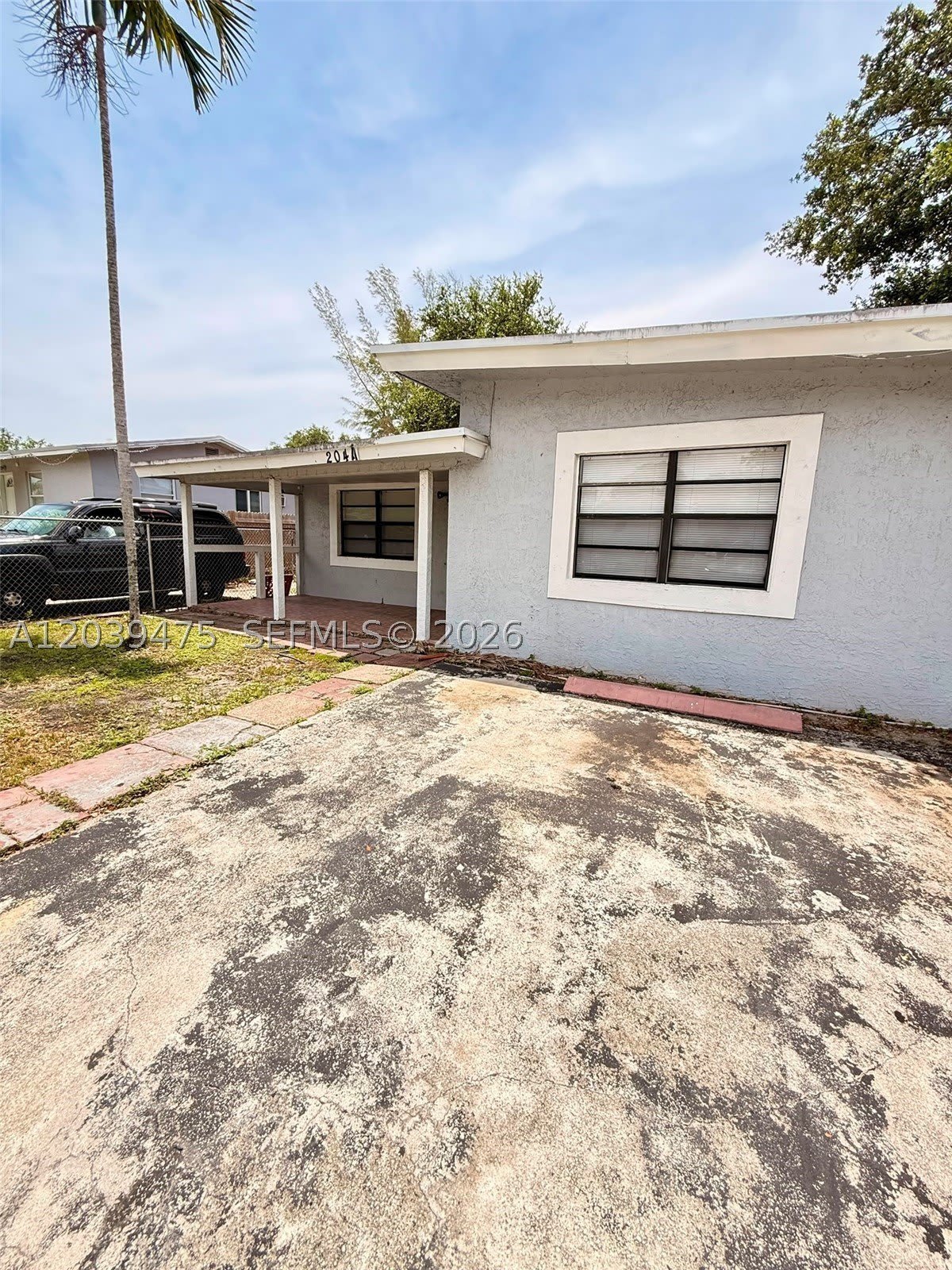 204 NW 28th Ave – photo 2