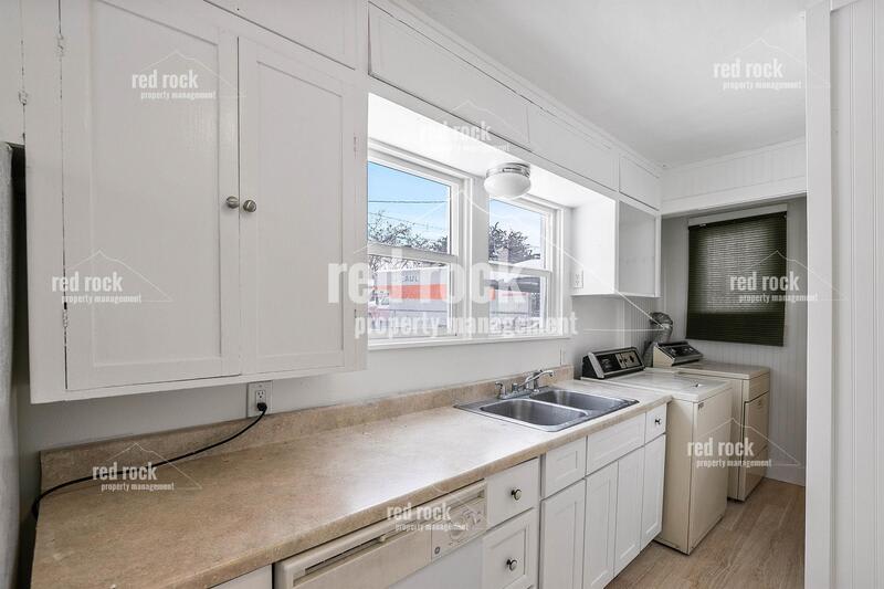 1517 East Bridgeport Avenue – photo 4