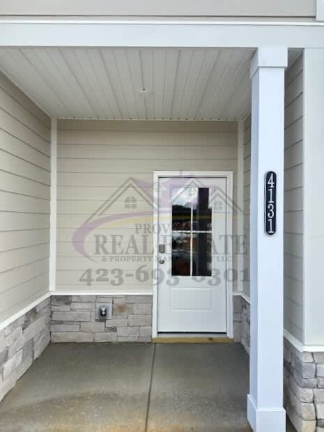 4131 Belcourt Dr NE – photo 2