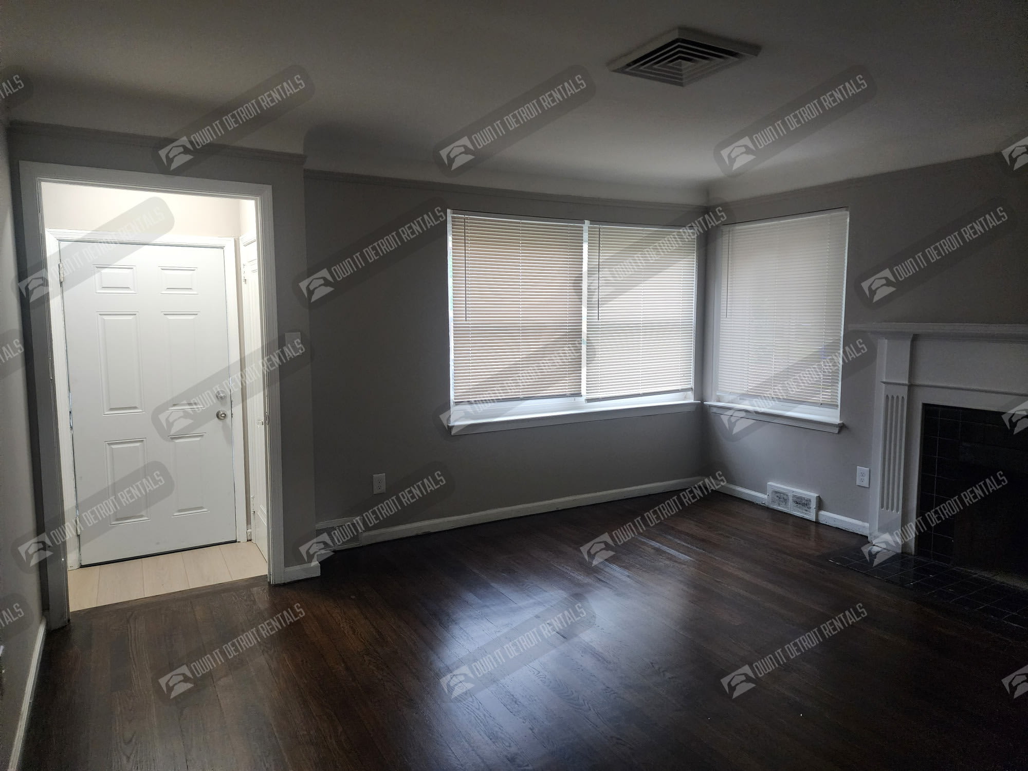 14331 Ardmore St – photo 4