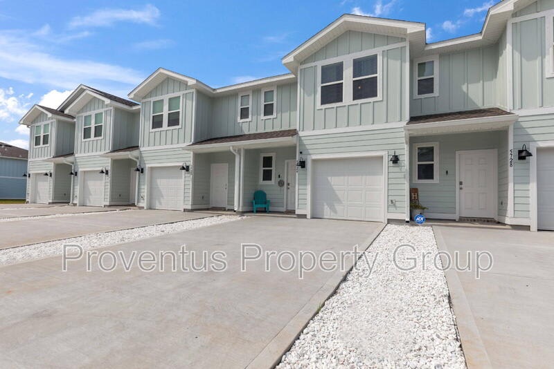 5724 Sandy Walk Street – photo 1