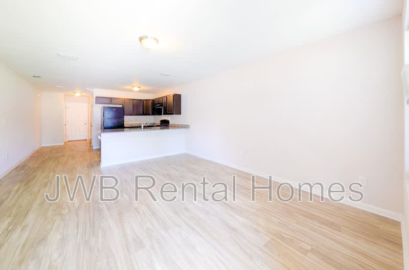 8511 Mcgirts Village Ln – photo 3