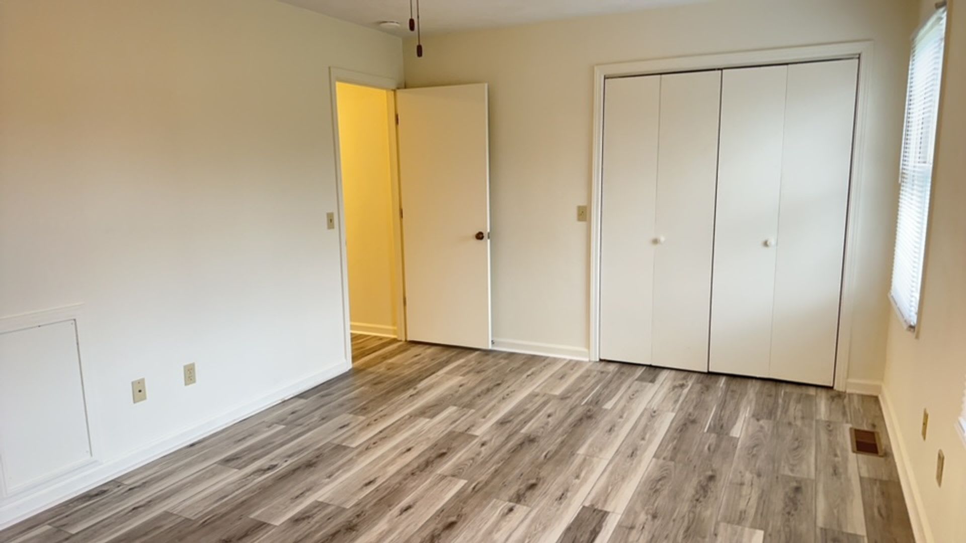 Blacksburg, 3 BR / 2.5 BA, Available September 11th – photo 4
