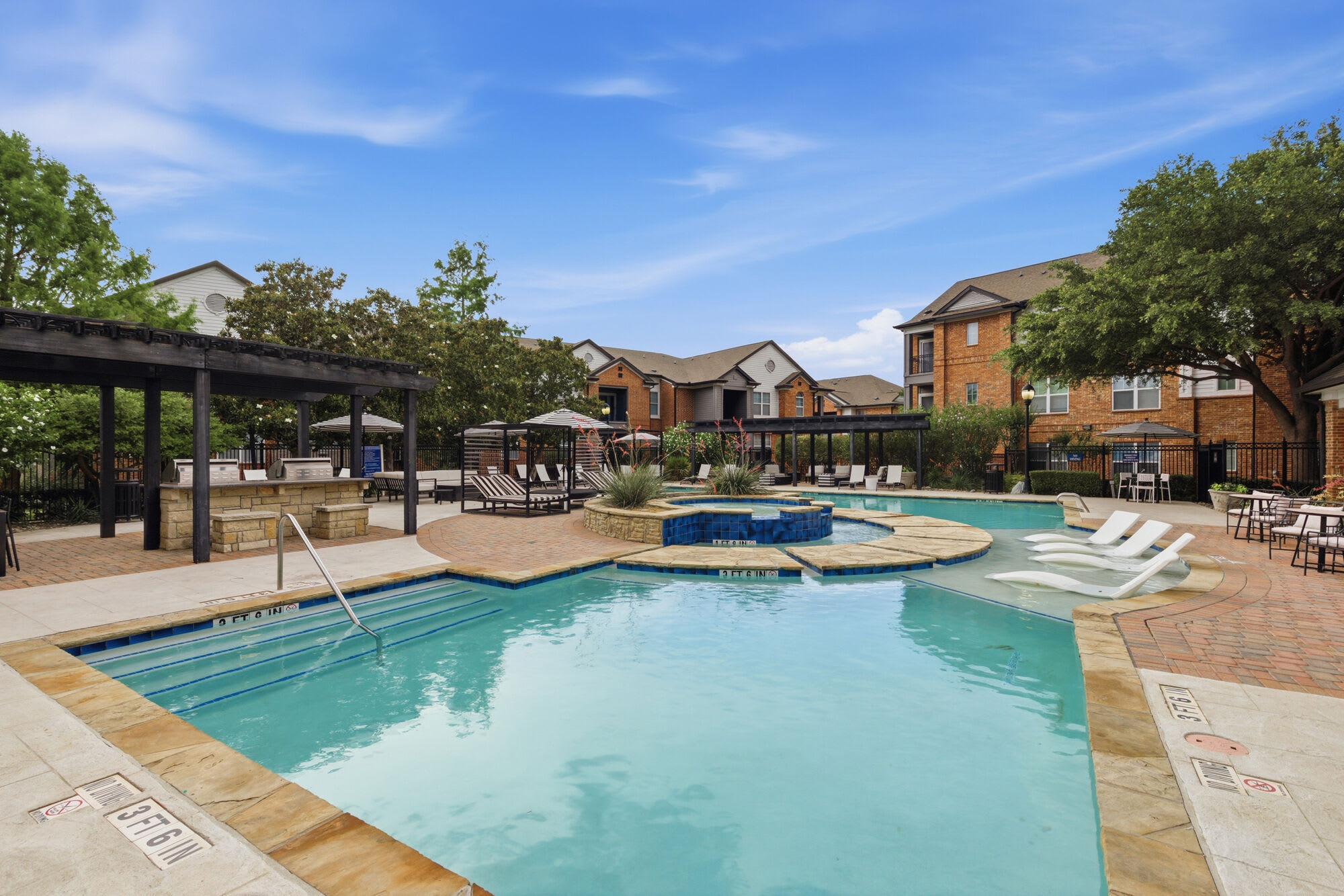 Vista 121 Apartment Homes – photo 3