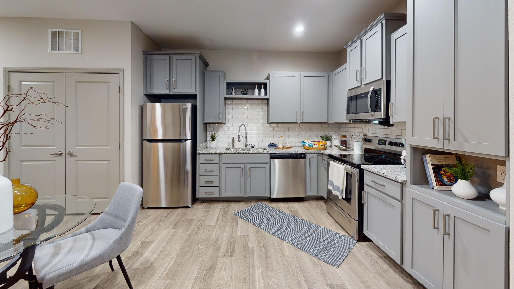 Highland Park at Northlake – photo 1