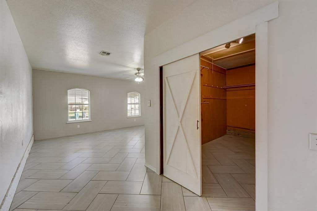 2600 Southwest 78th Street – photo 3