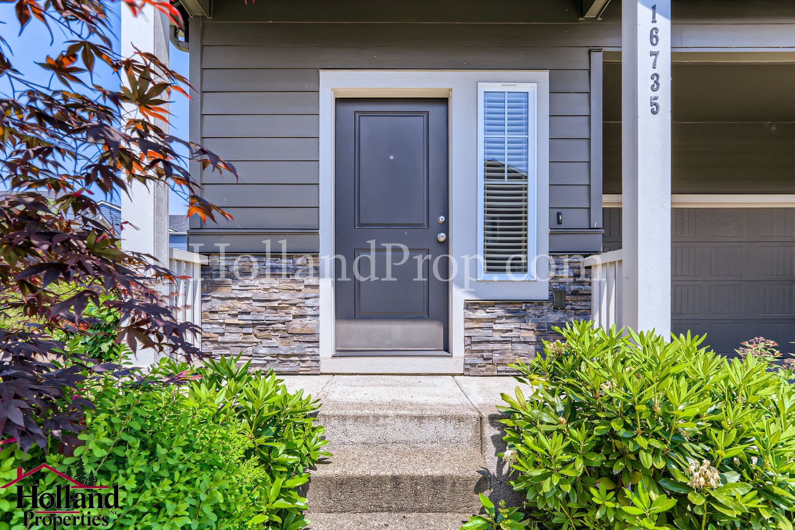 Beautiful Light Filled 4 Bedroom Home With A Charming Backyard New Price 3 195 And Reduced Security Deposit – photo 2