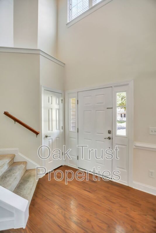 5232 Mulholland Drive – photo 5
