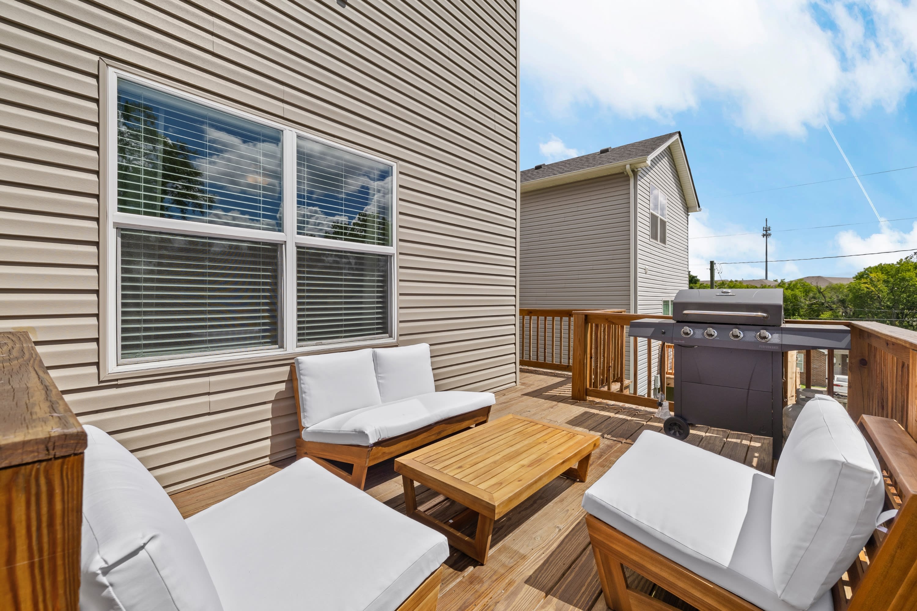1835 Glade Street – photo 4