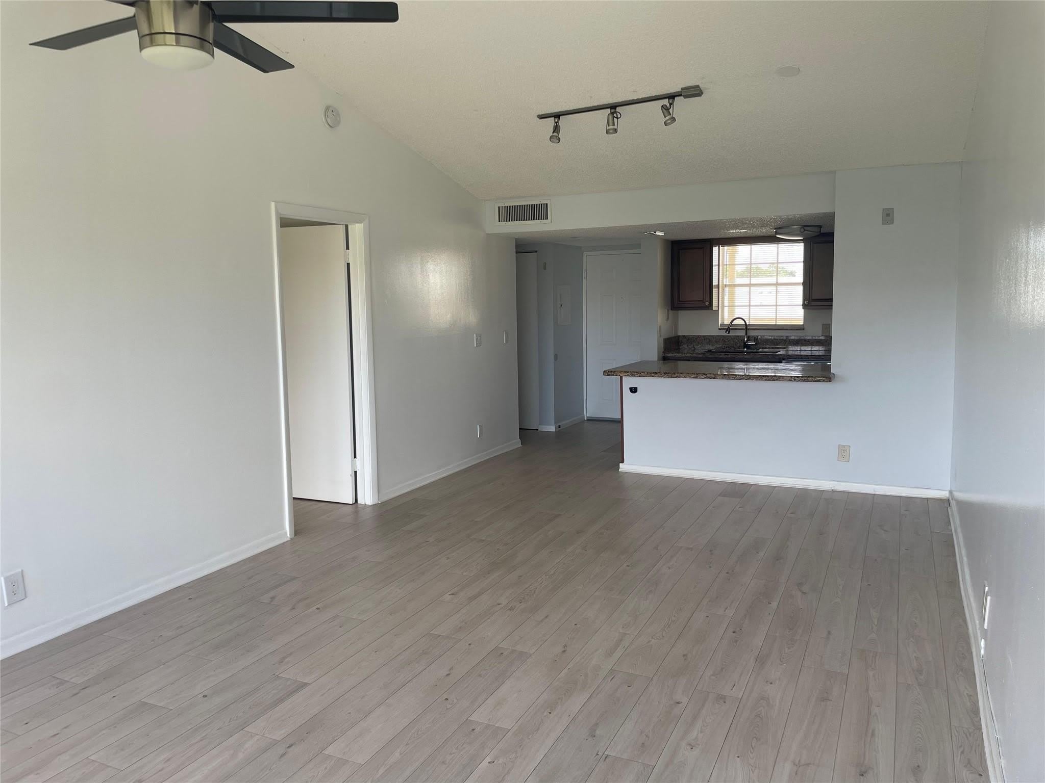 6324 LA COSTA Drive – photo 4
