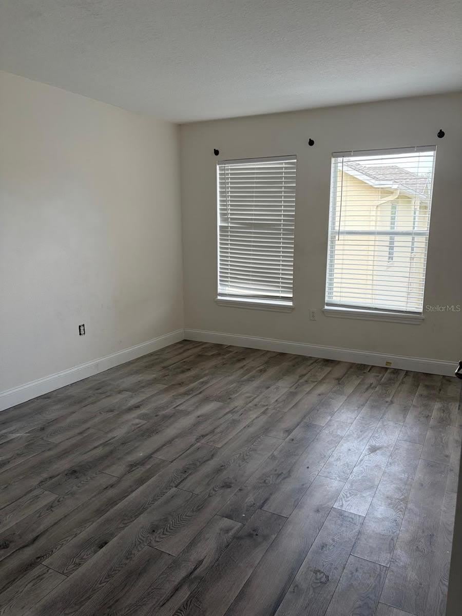 2880 CLUB CORTILE Circle – photo 5