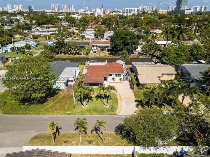 707 SW 3rd Ave – photo 3
