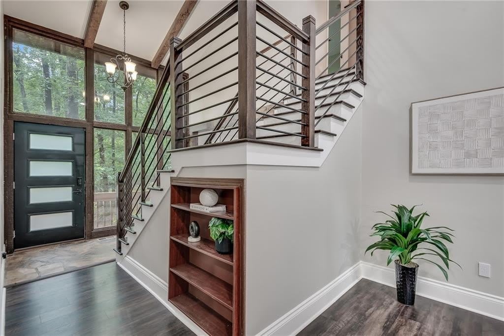 1820 Cedar Cliff Drive Se – photo 3