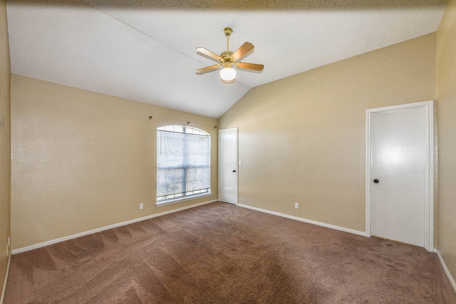 3507 Christie Dr – photo 5