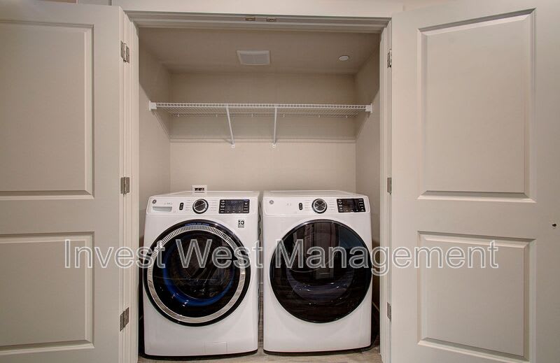 404 NE 117 Avenue – photo 4