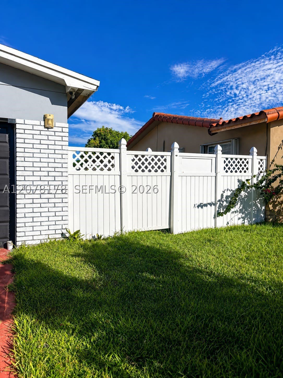 1740 NW 113th Ave – photo 2