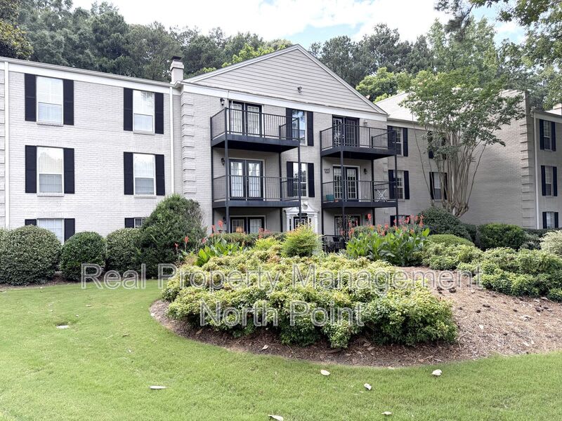 3513 Essex Ave – photo 1