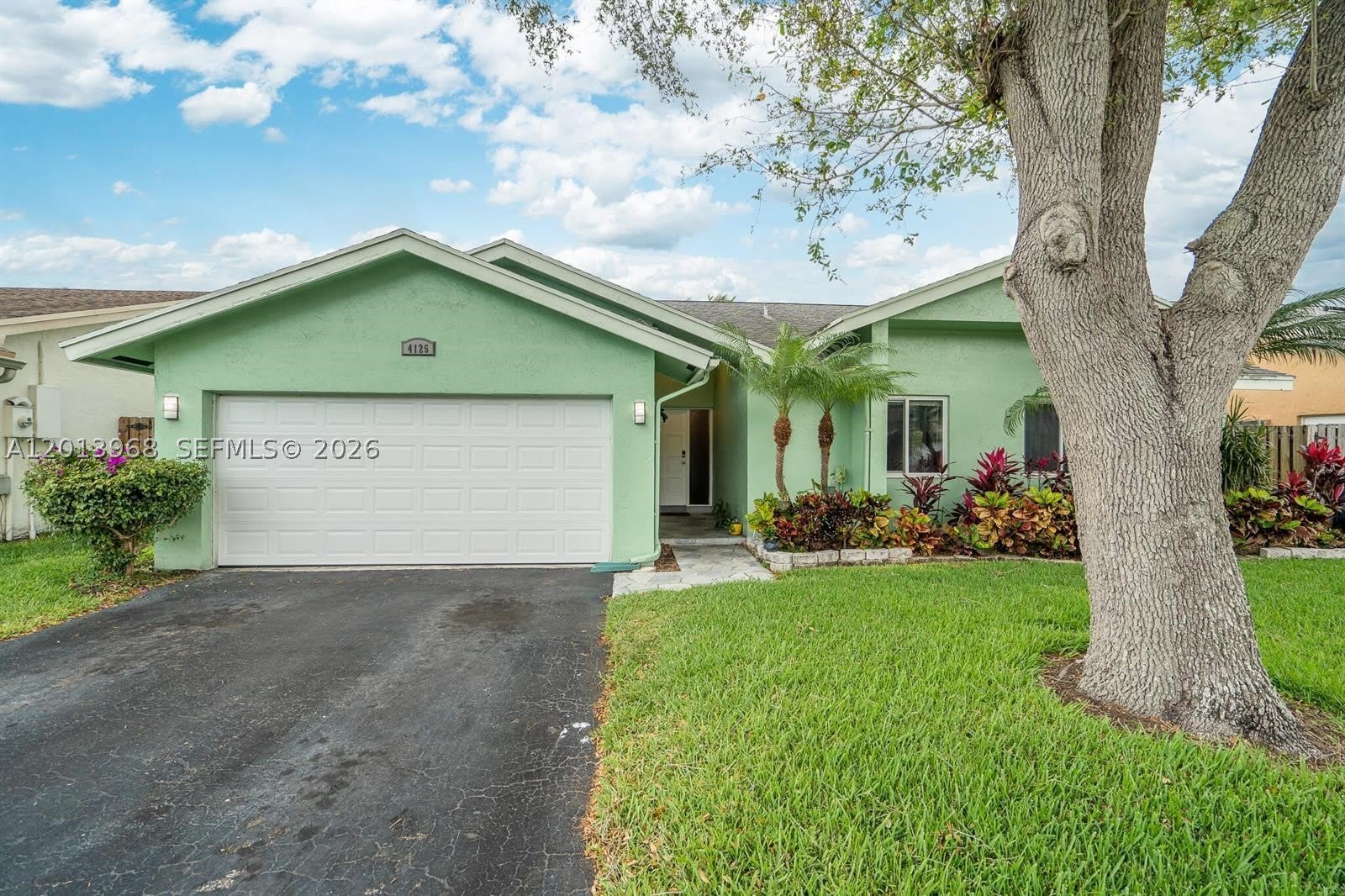 4125 Nw 96Th Ter – photo 3