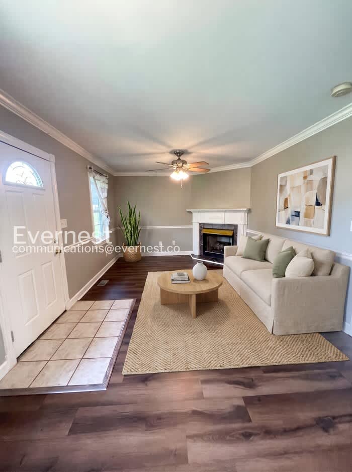 2249 Maplecrest Drive – photo 2