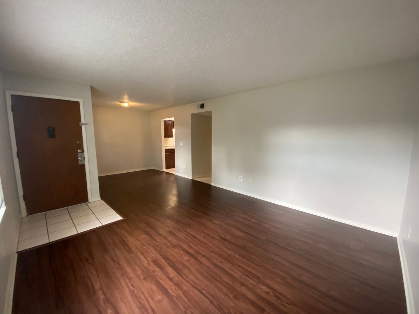 Desirable 2 Beds 1 5 Bath Unit In Orange Park – photo 3