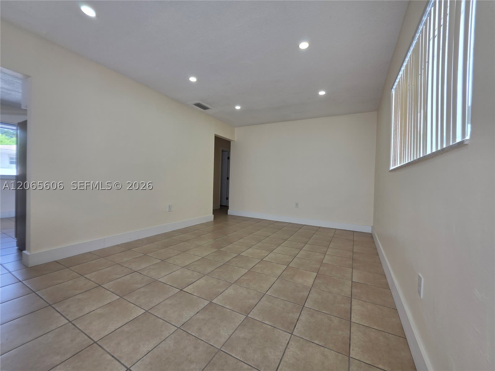5290 Nw 2Nd Ter – photo 3