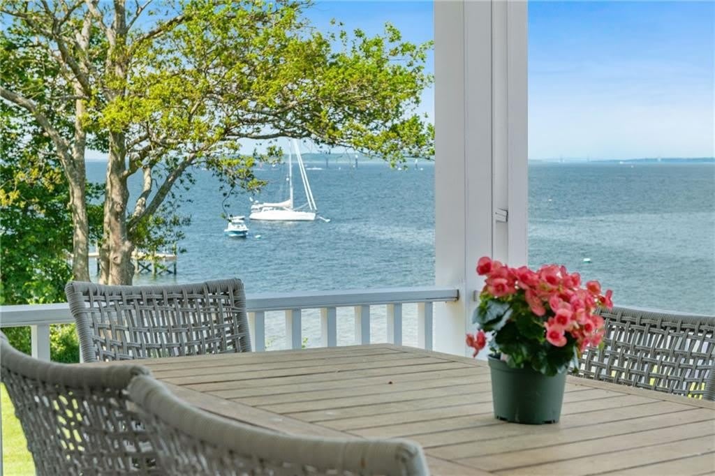 376 East Shore Road – photo 1