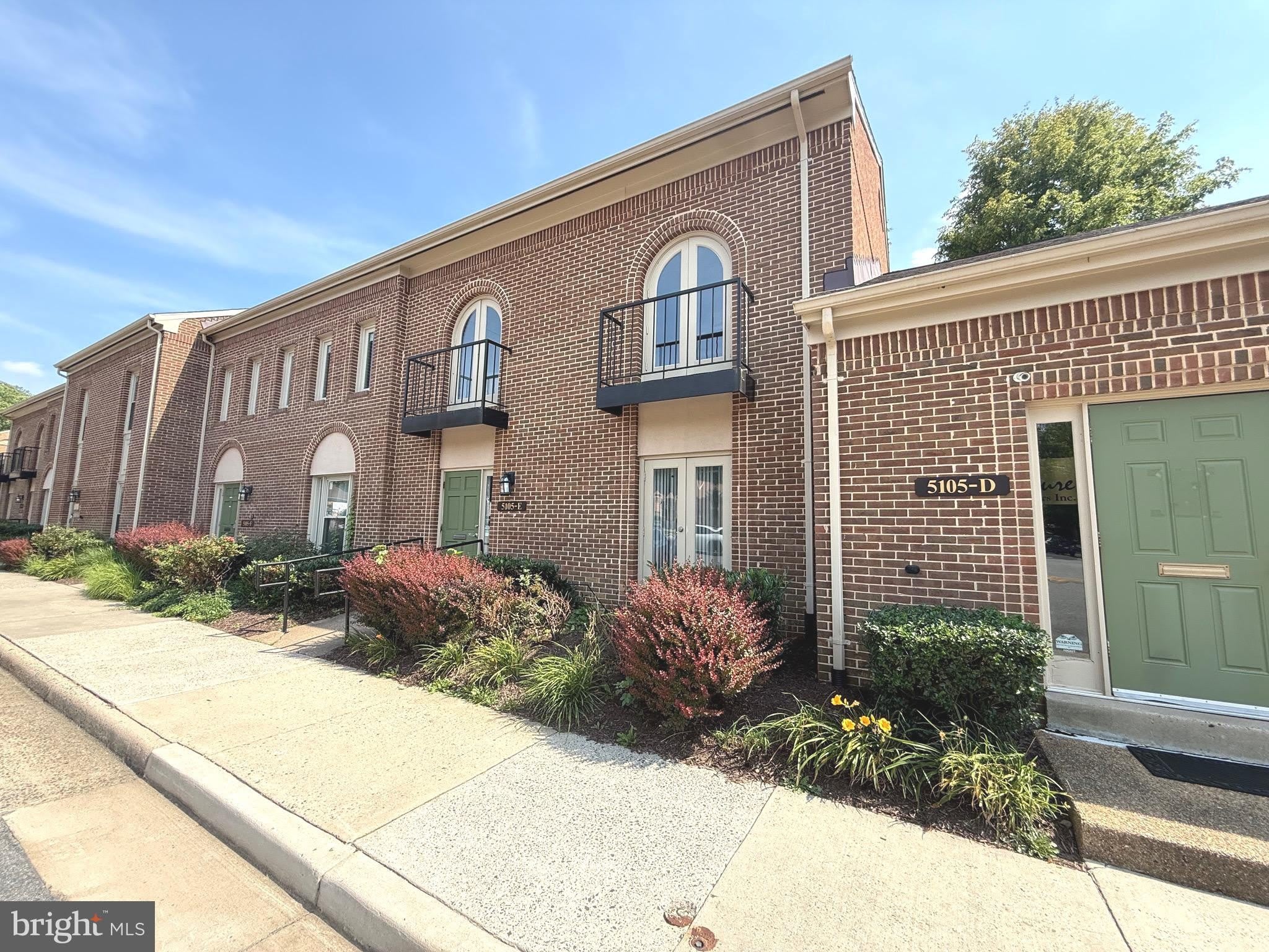 5105-E BACKLICK Road – photo 2