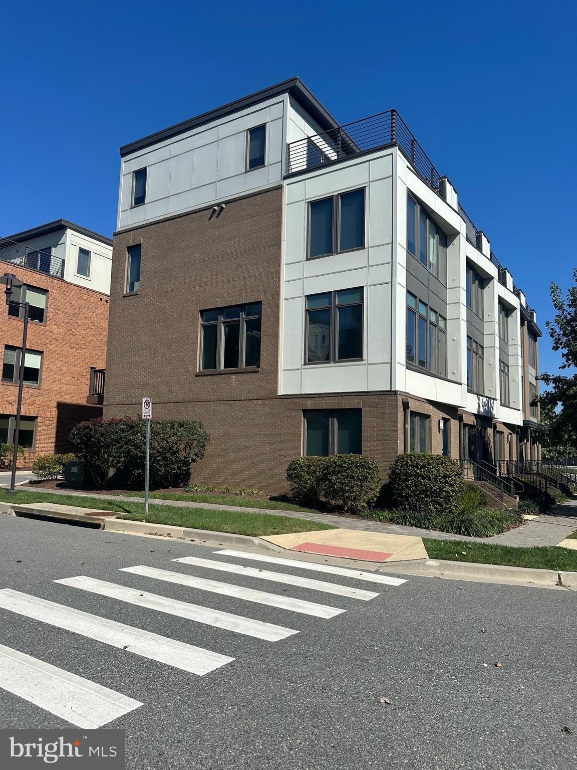 8051 TRIBECA Street – photo 2