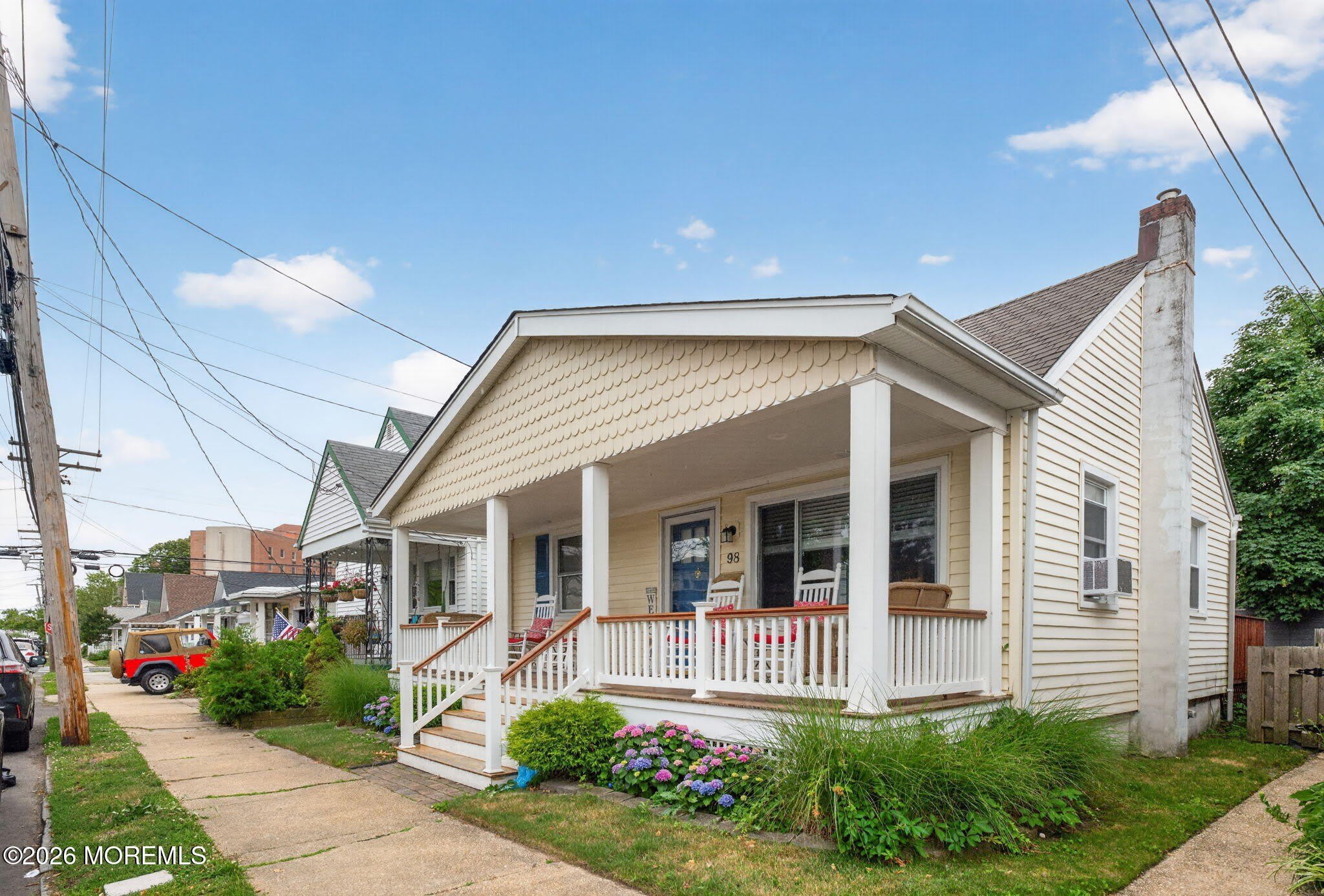 98 Stockton Avenue – photo 2