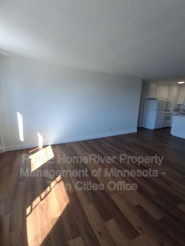2500 Blaisdell Ave – photo 3