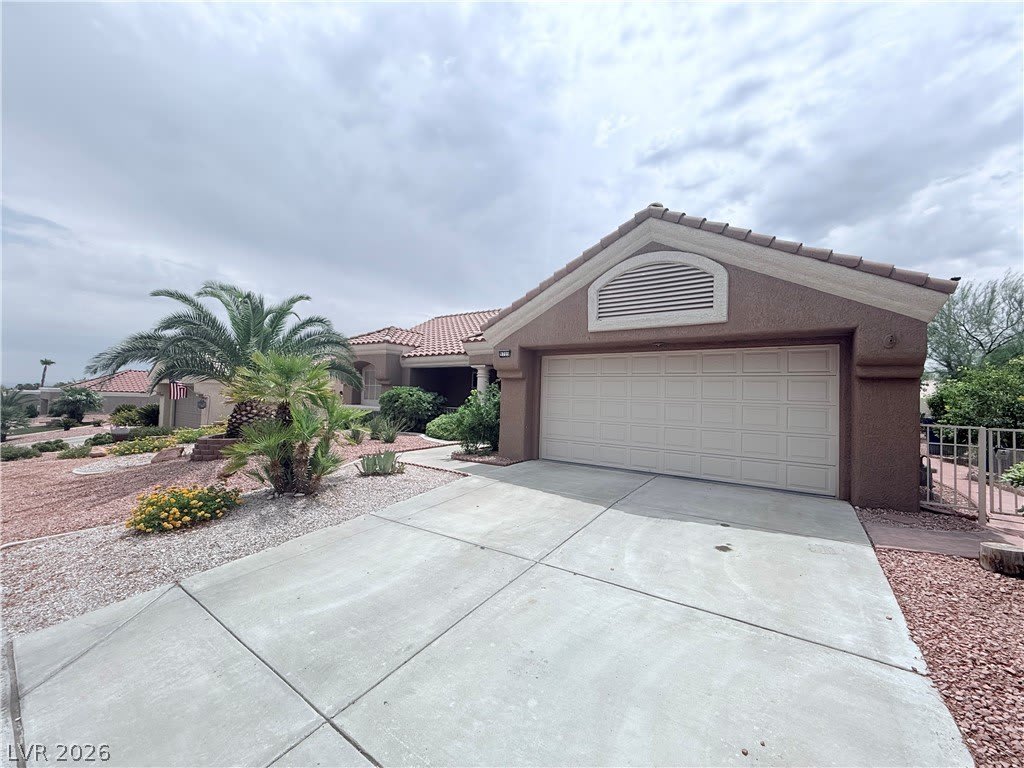 9709 Blue Bell Drive – photo 1