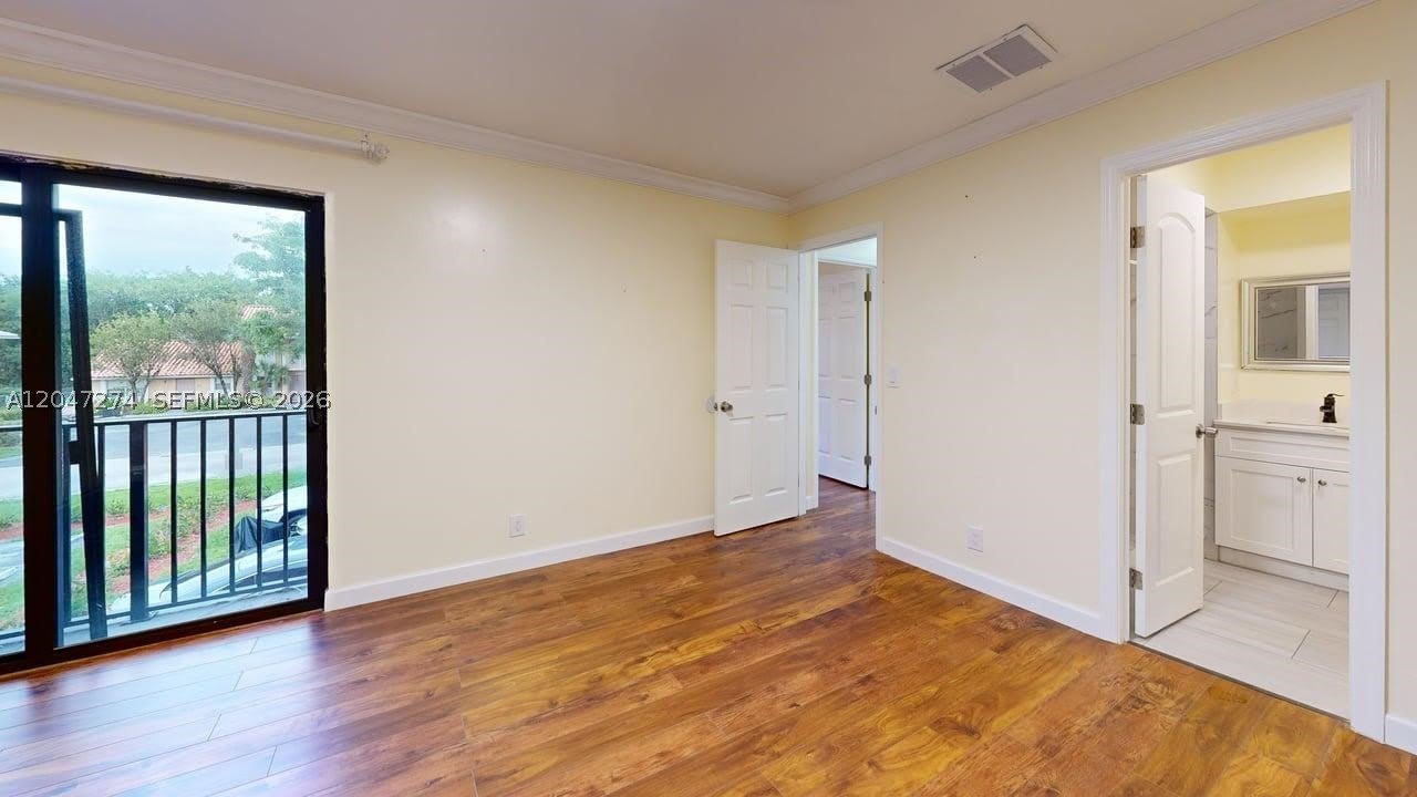 4206 NW 114th Ter – photo 5