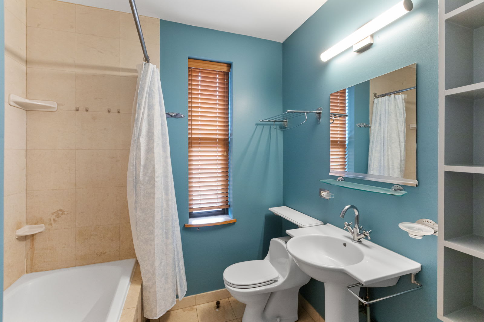 1208 West Chase Avenue – photo 3