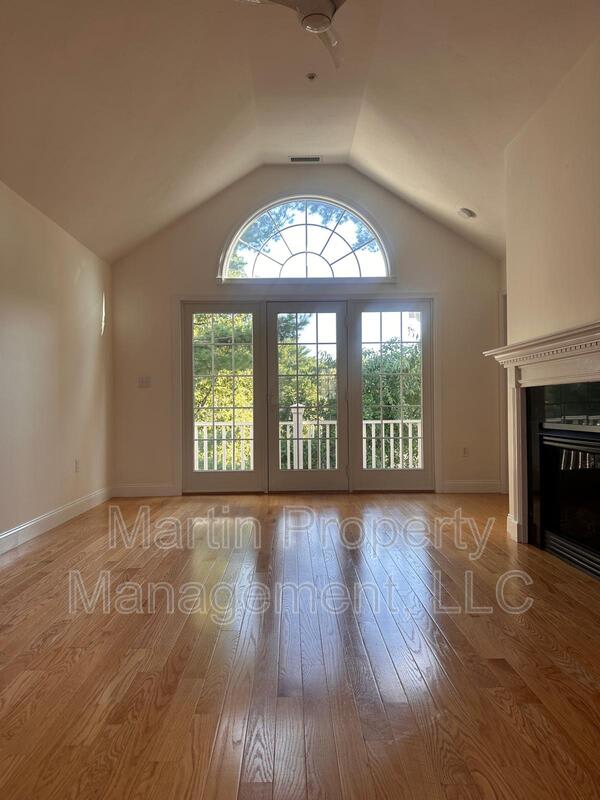 410 Salem Street – photo 3