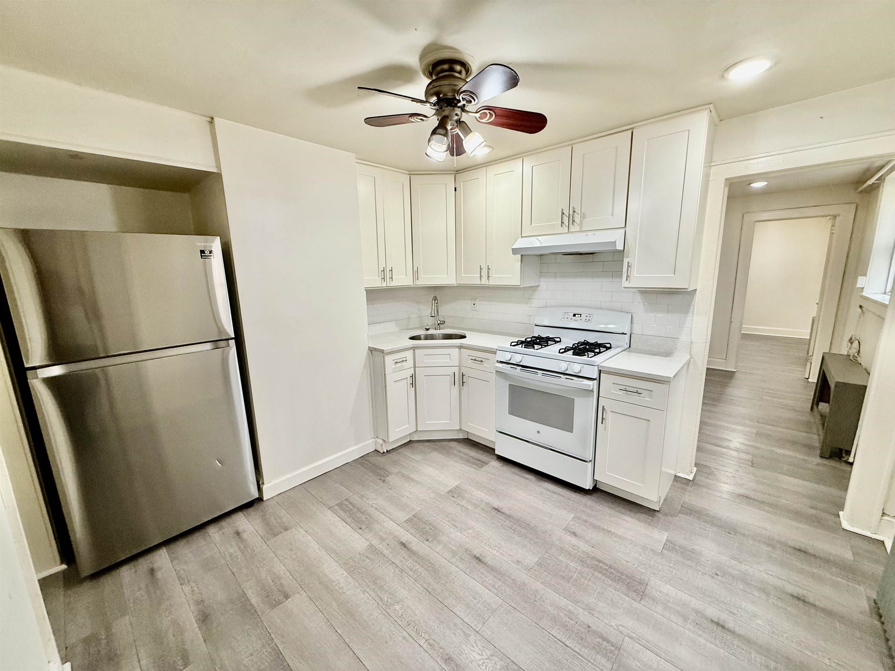 7021 Durham Ave – photo 2